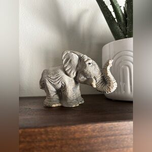 Vintage Artesania Riconada Style Clay Signed Elephant Figurine